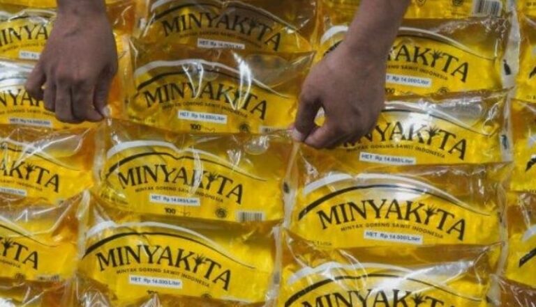 Setelah Gas Elpiji, Minyakita Juga Mulai Langka di Pati