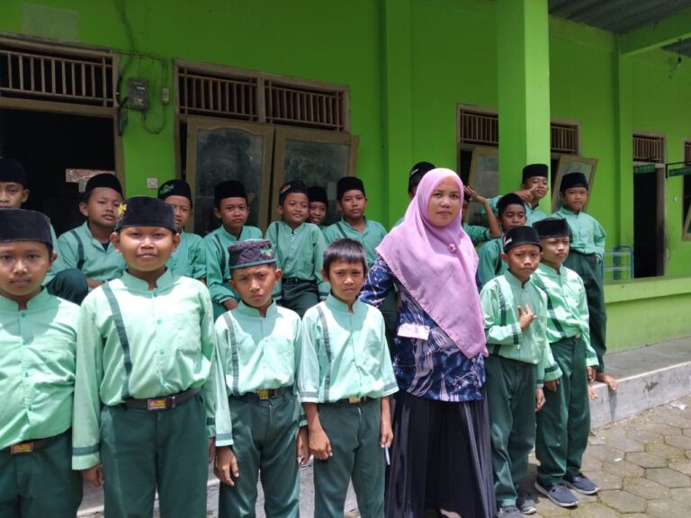 Kemajuan Dunia Pendidikan di Desa Sambongrejo, Berkembang Berkat Dukungan Masyarakat dan Pemdes