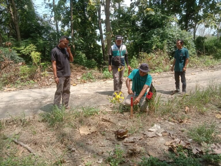 Desa Gempol Genjot Pembangunan Jalan Demi Kemajuan Ekonomi Warga