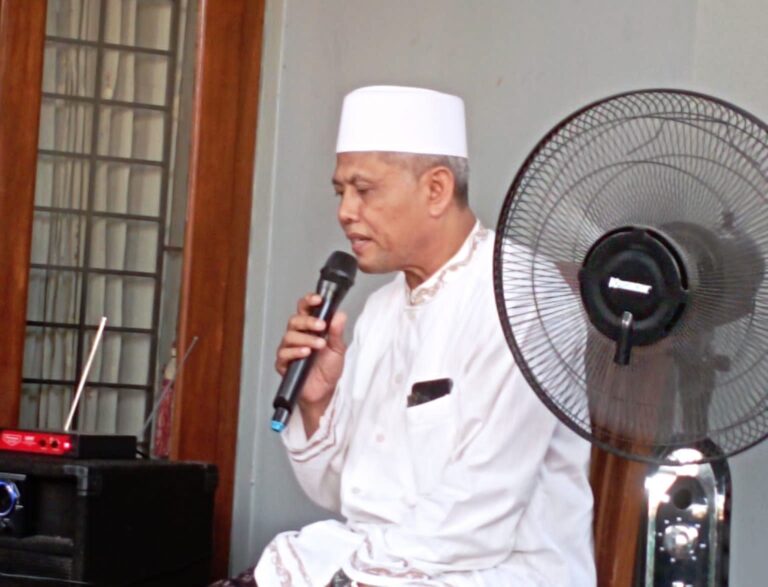 Berangkat ke Tanah Suci, Achmat Nur Hidayat Berharap Memperoleh Predikat Haji Mabrur