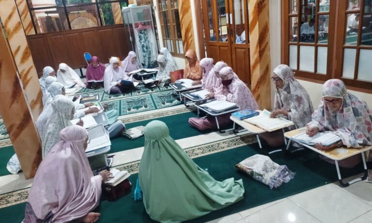 Masjid Nurul Falah Karangjati Gelar Yasinan dan Khataman Al-Qur’an Sambut Tahun Baru Islam 1447 H