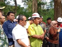 Menteri ESDM Kunjungi Blora, Resmikan Listrik Gratis dan Tinjau Sumur Minyak Rakyat