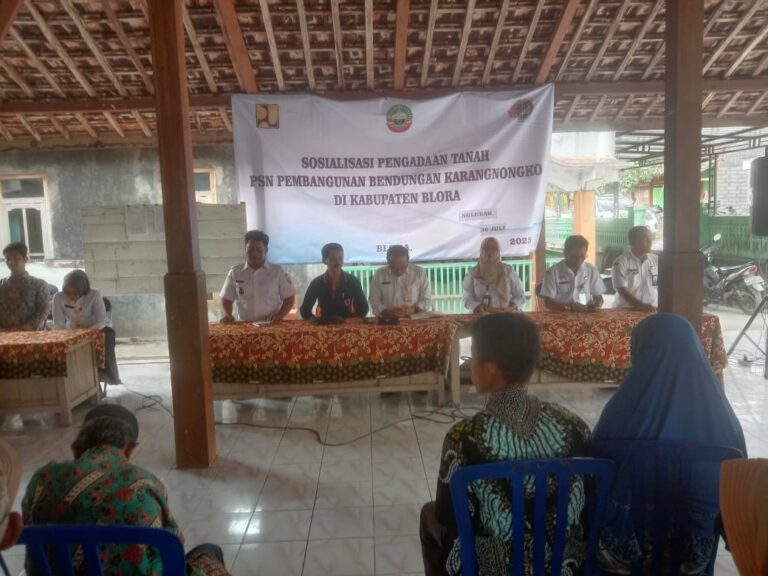 Sosialisasi Pengadaan Tanah PSN Pembangunan Bendungan Karangnongko di Desa Nglebak
