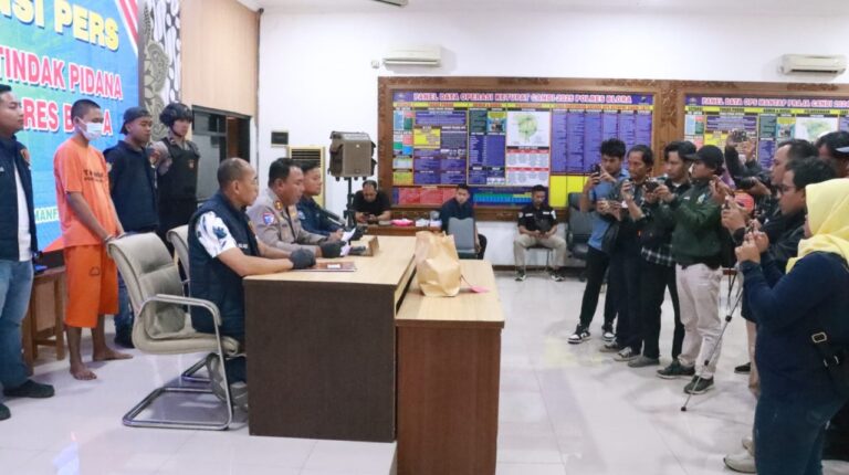 Polres Blora Gelar Konferensi Pers Pemuda di Blora Bunuh Neneknya