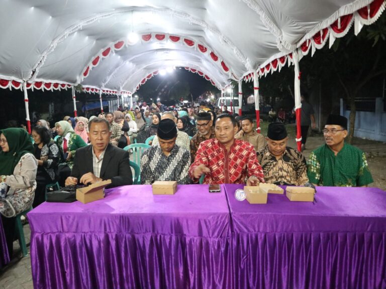 Malam Resepsi Kebersamaan, Warga Randublatung Rayakan Kemerdekaan