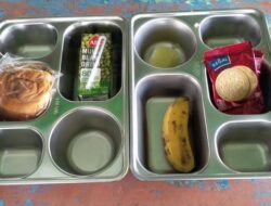 Minim Gizi, Menu Makan Gratis Dapur Bilqis Disorot: Isinya Hanya Roti, Pisang, dan Biskuit