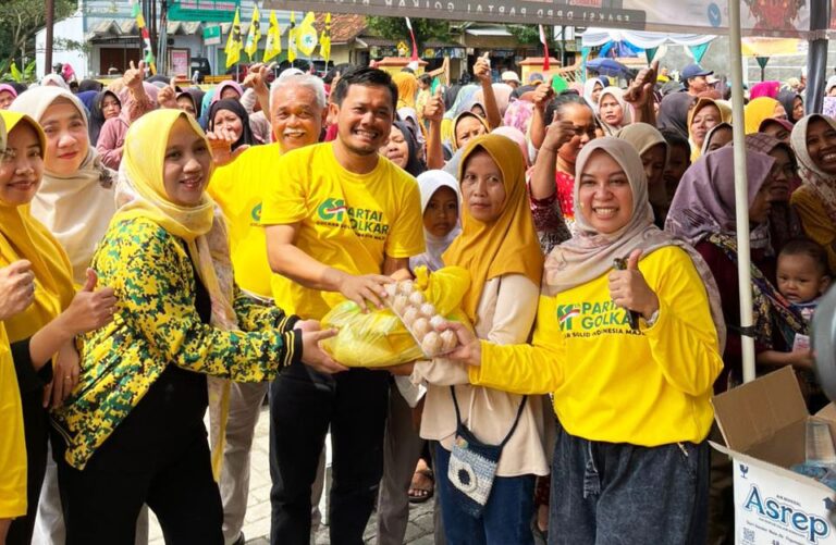 Golkar Blora Rayakan HUT ke-61 dengan Pasar Murah dan Layanan Kesehatan Gratis