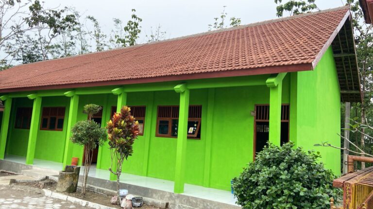 Ruang Kelas Baru Dongkrak Semangat Belajar Siswa SDN 3 Sambongrejo